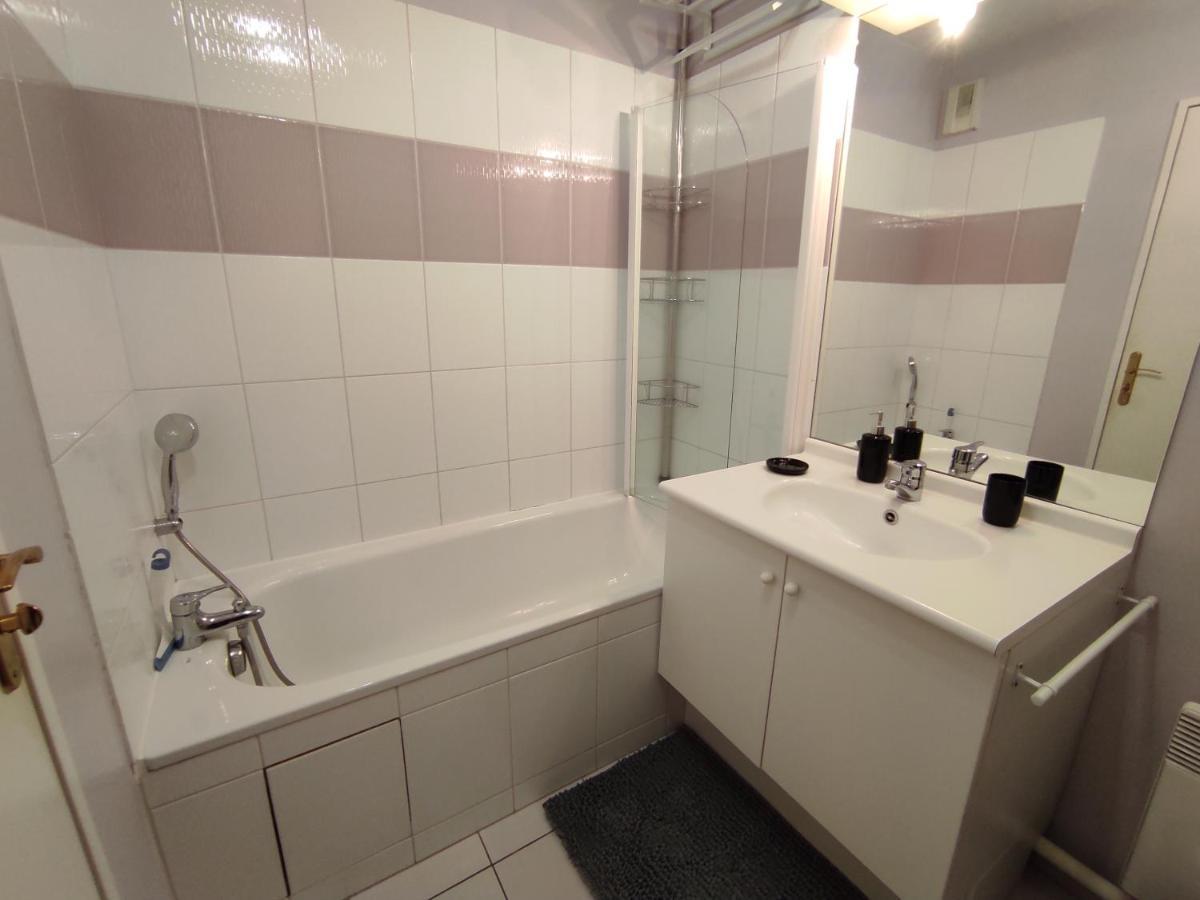 Bord De Seine Apartment Carrieres-sous-Poissy Ngoại thất bức ảnh